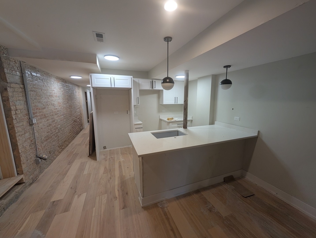 616 W Patterson Avenue - Photo 1