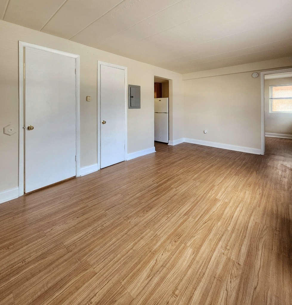 5741 W 35th Street - Photo 2