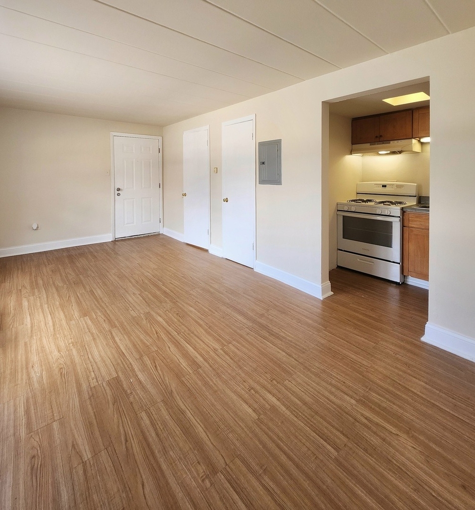 5741 W 35th Street - Photo 6