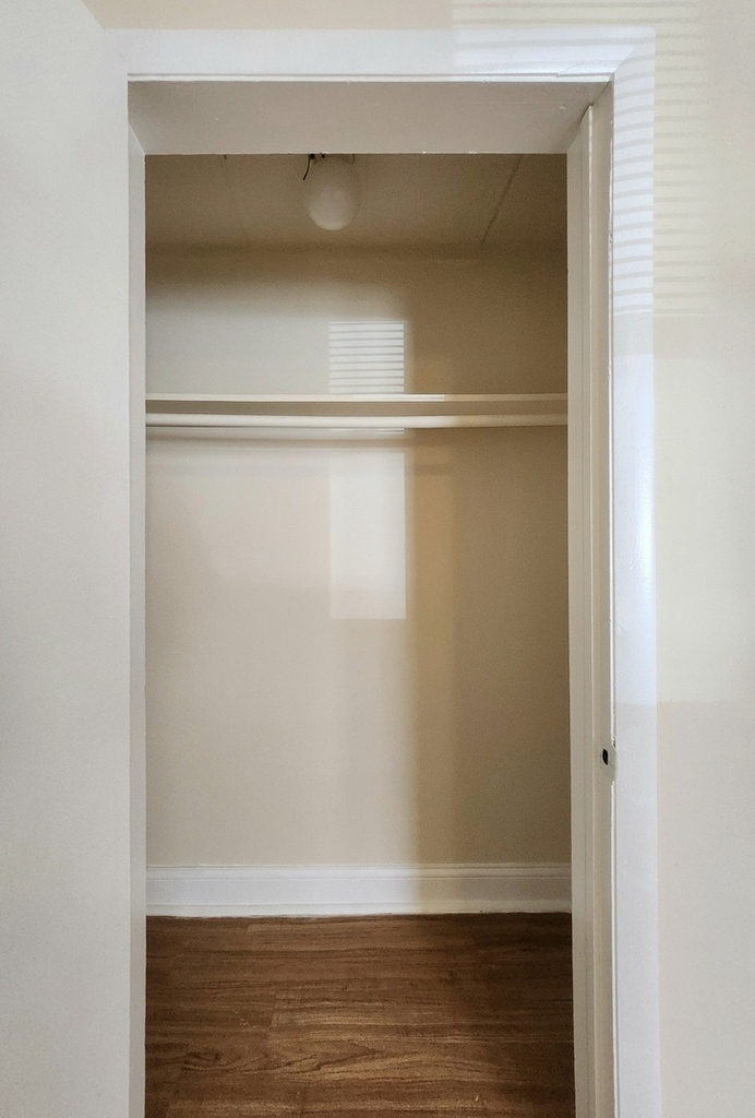 5741 W 35th Street - Photo 7