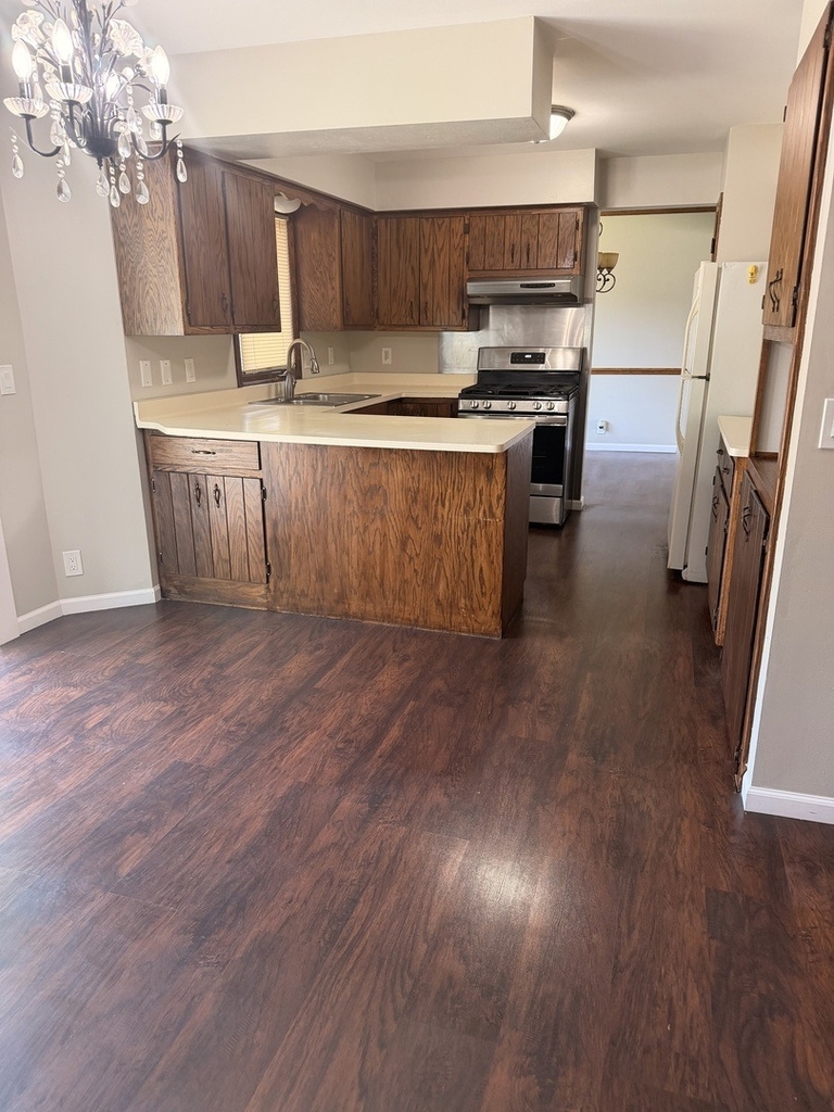 4810 Eastwood Court - Photo 7