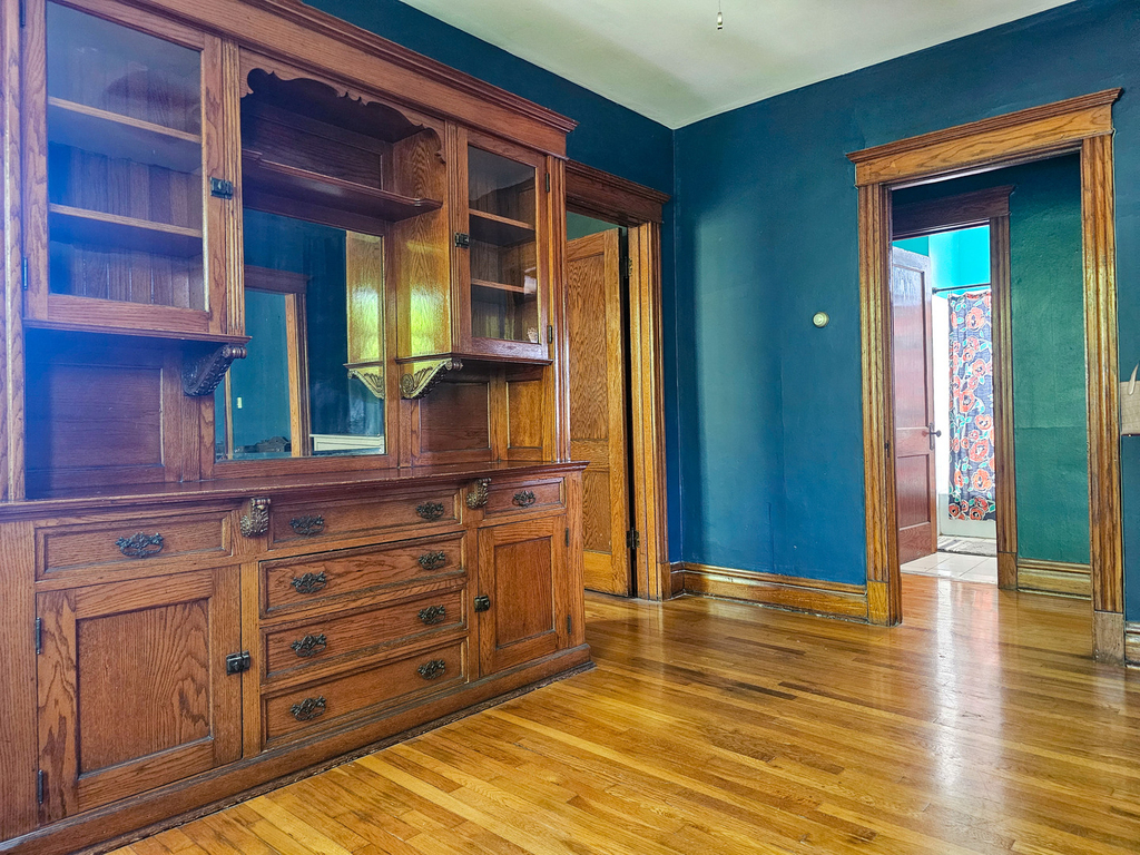2327 W 35th Place - Photo 7