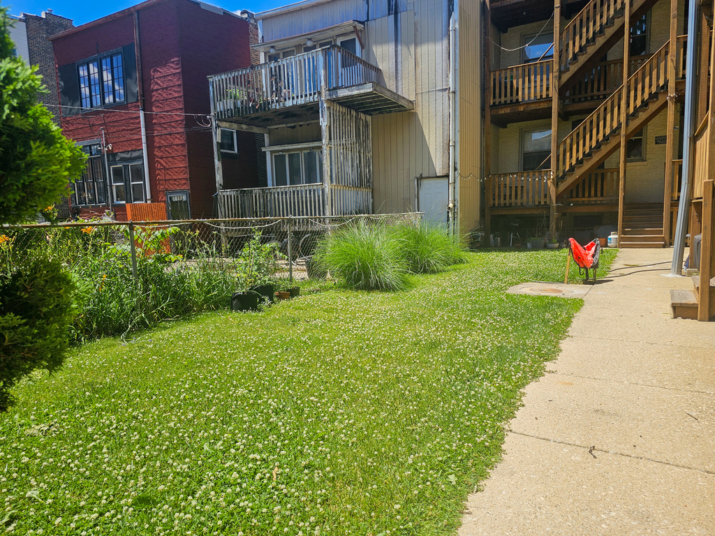 2327 W 35th Place - Photo 17