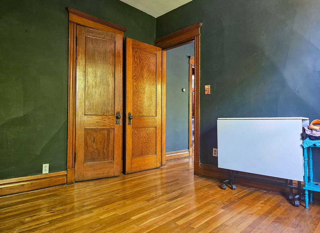 2327 W 35th Place - Photo 9