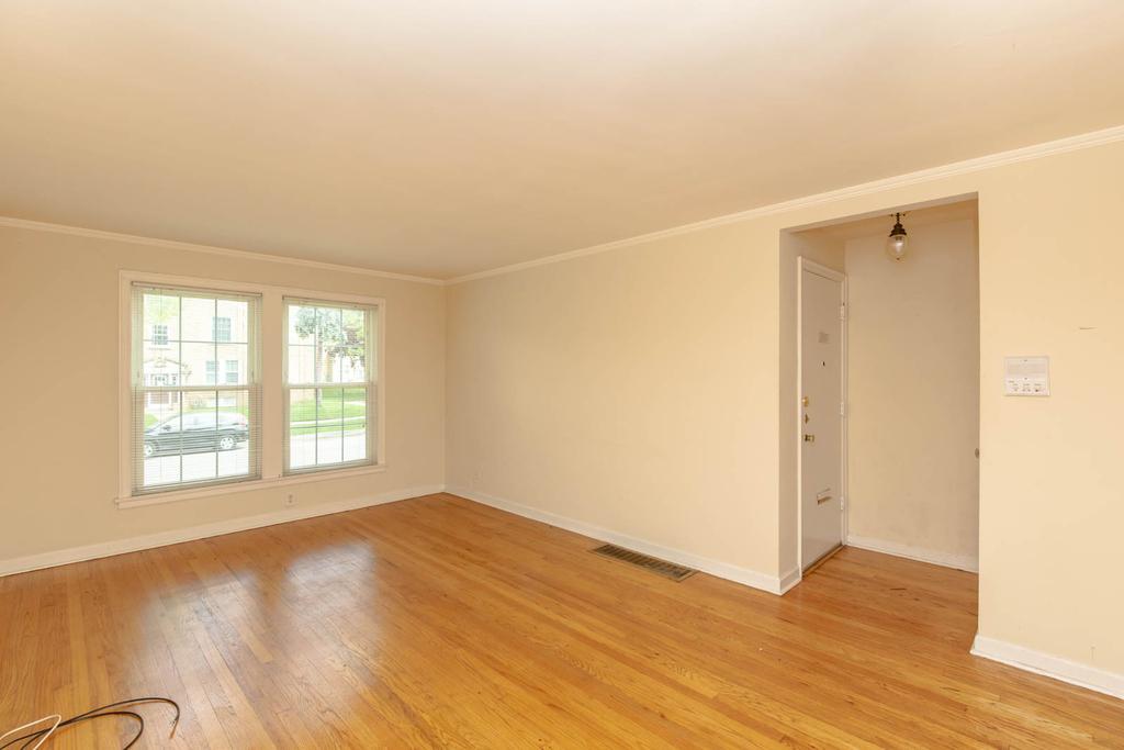 4236 W Nelson Street - Photo 1