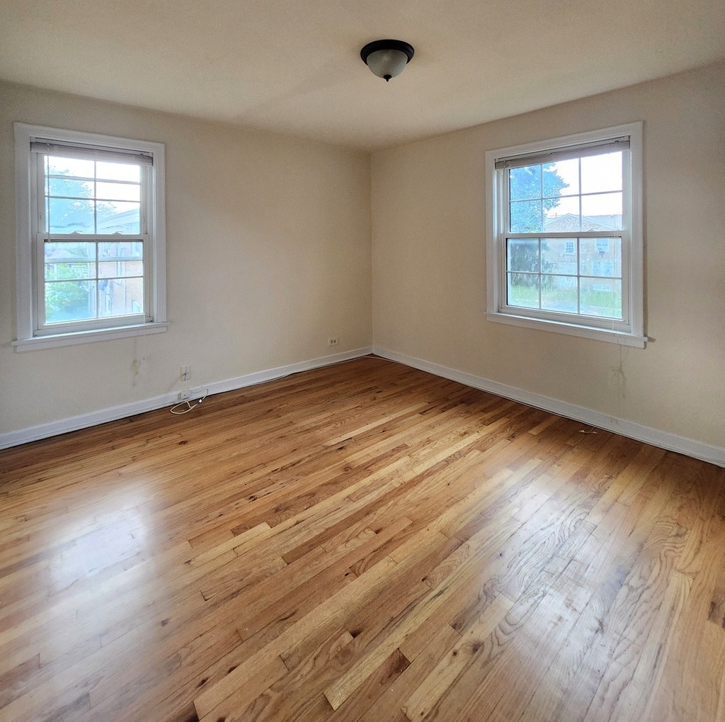 4257 W Nelson Street - Photo 3