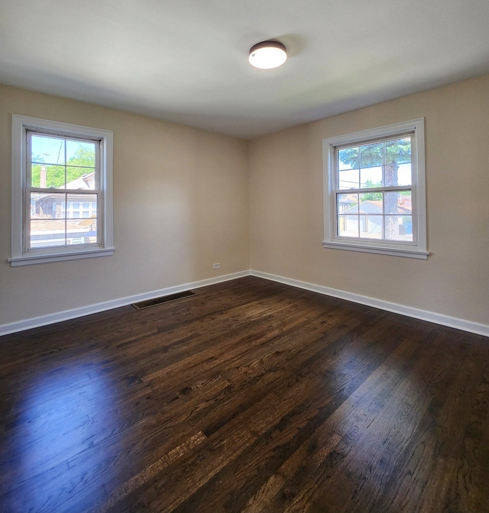 4263 W Nelson Street - Photo 3