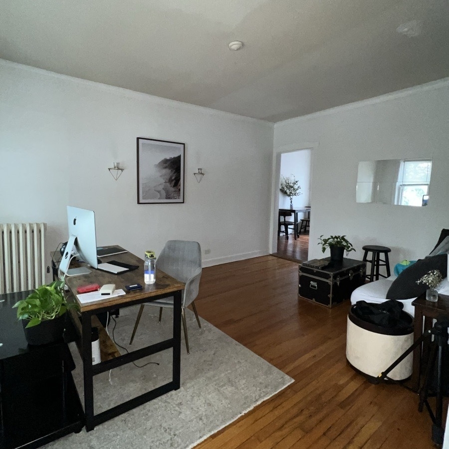 3404 W Berteau Avenue - Photo 1