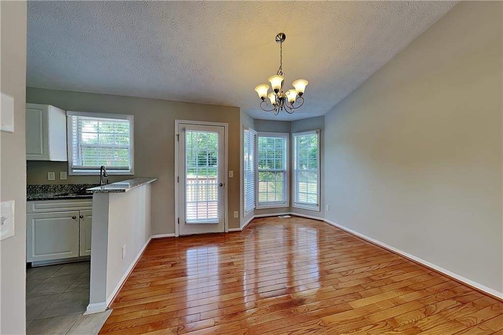 37 Christopher Drive - Photo 4