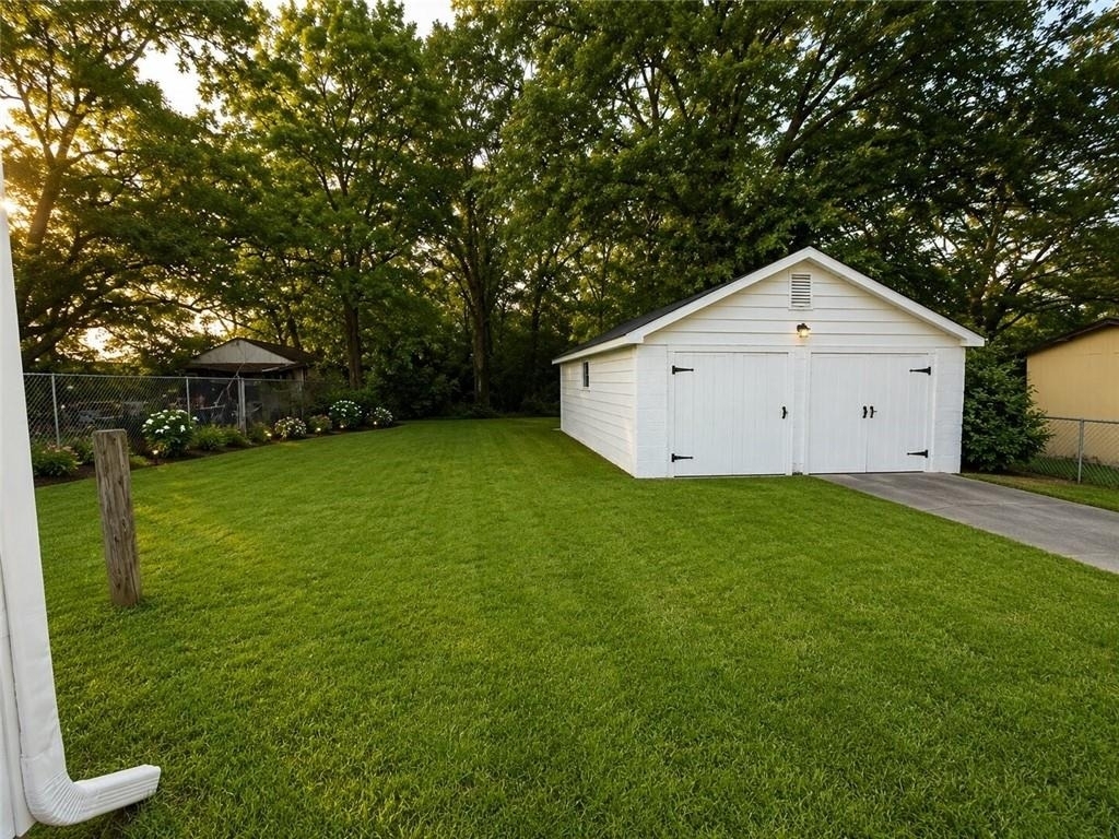 774 South Avenue - Photo 4