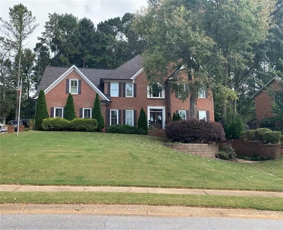 2345 Bray Court Ne - Photo 0