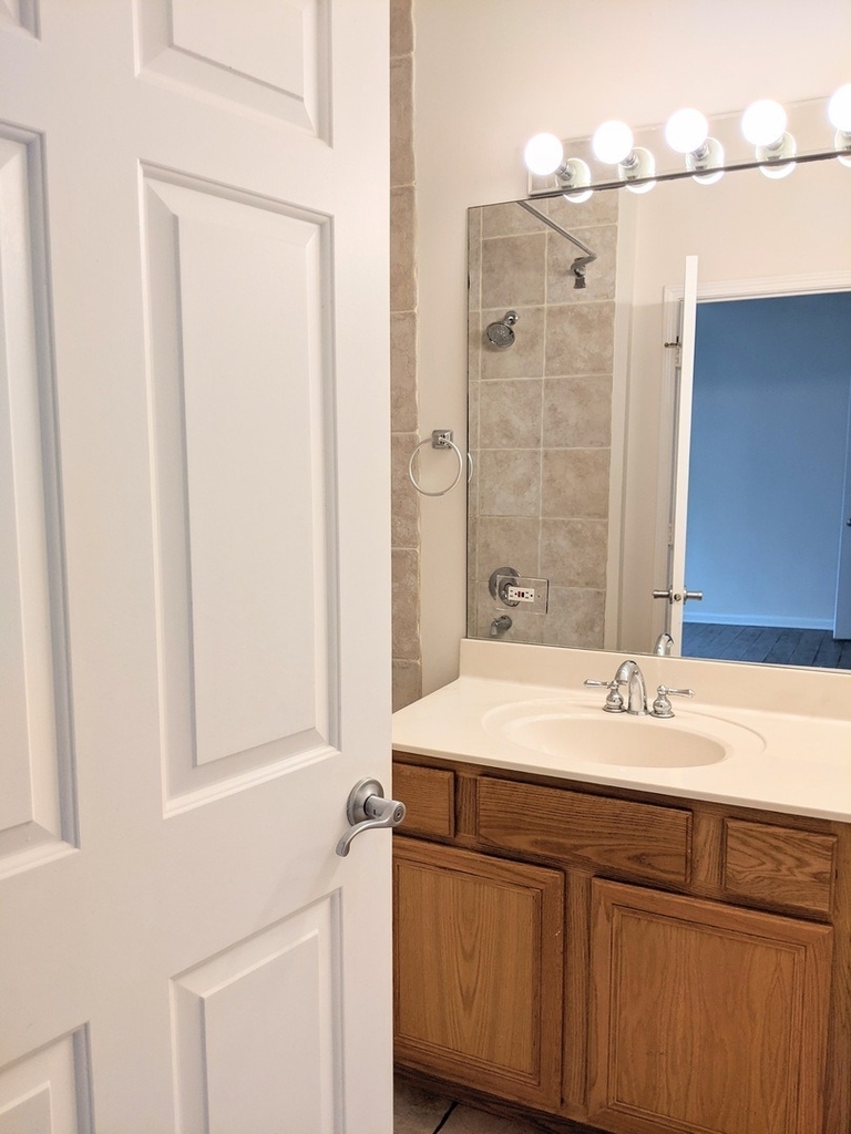 807 W 14th Place - Photo 13