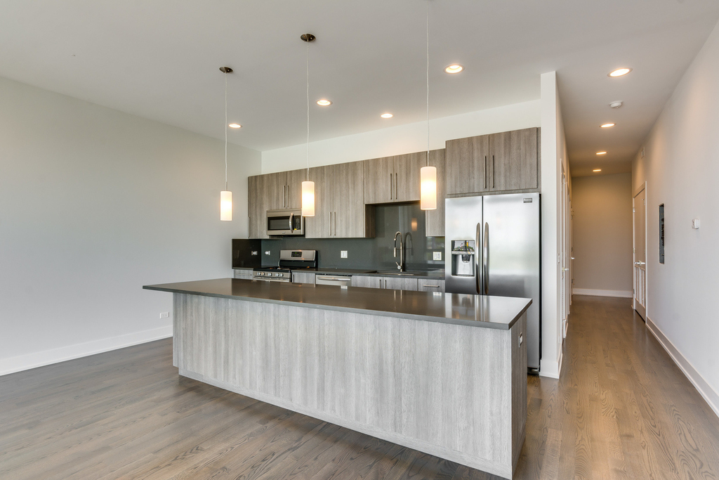 2351 N Seeley Avenue - Photo 1