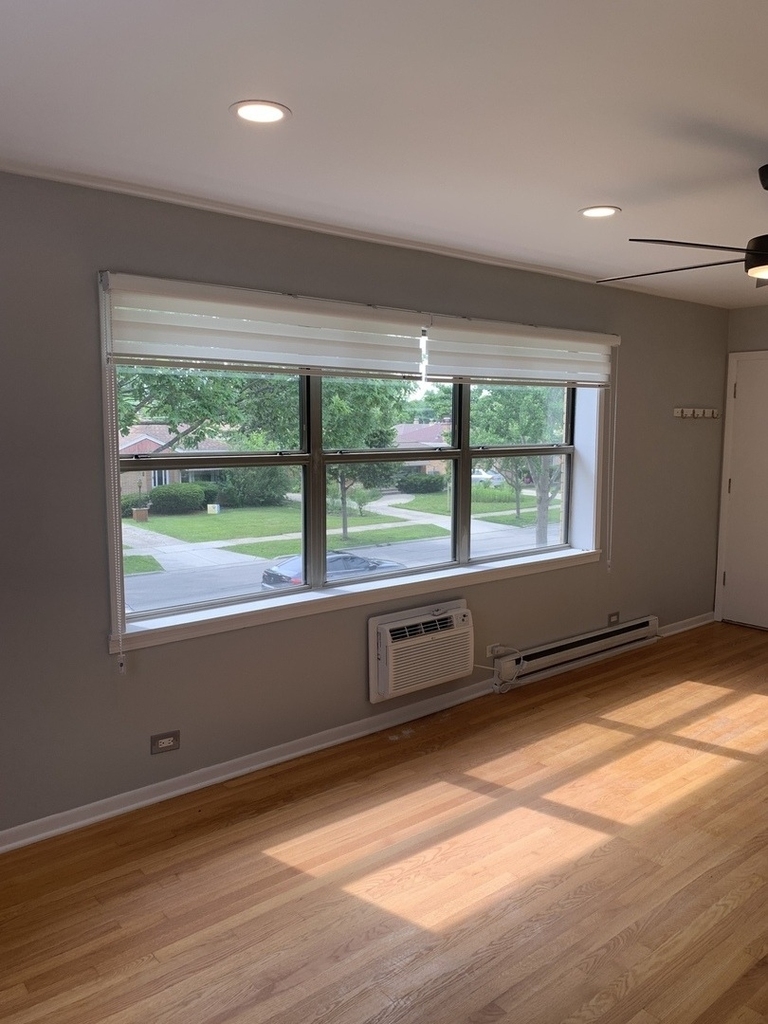 1415 Homestead Road - Photo 3