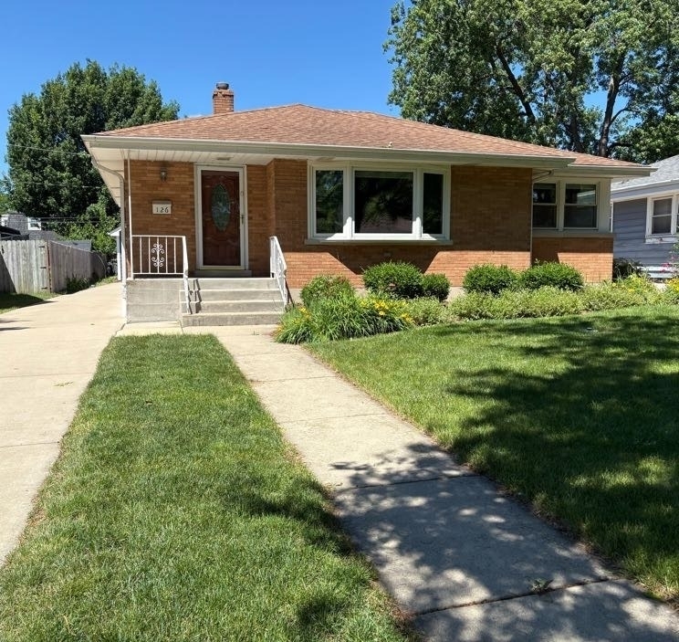 126 N Illinois Avenue - Photo 0