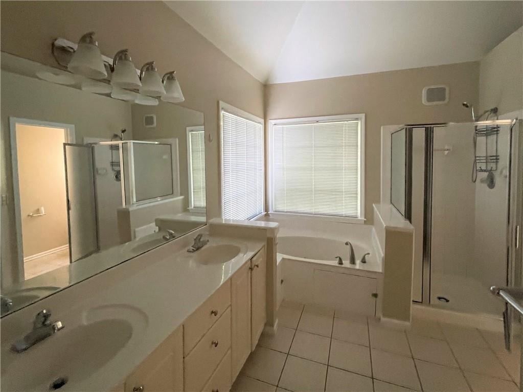 10730 Pinewalk Forest Circle - Photo 15