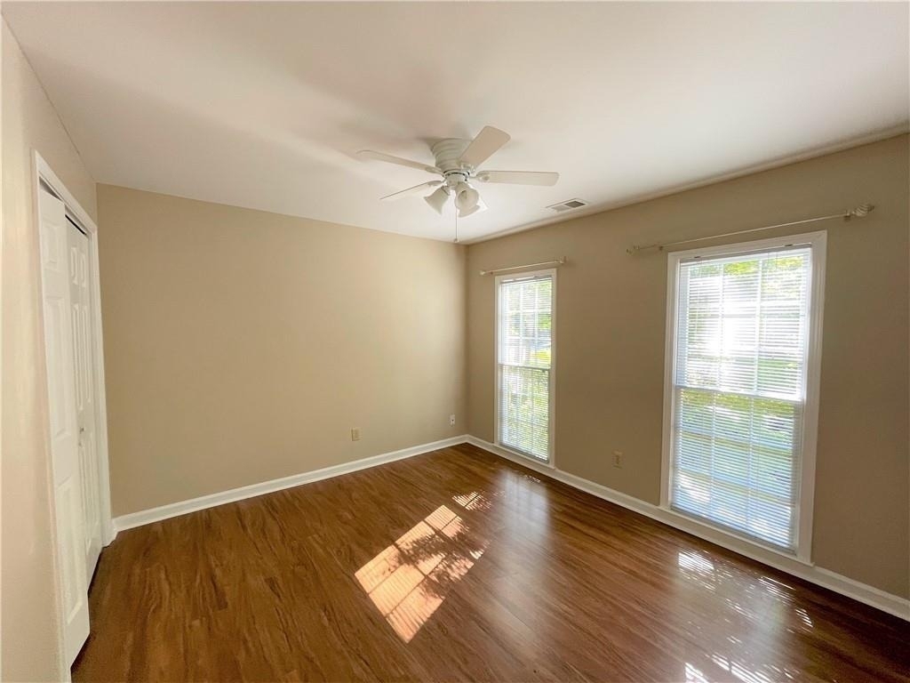 10730 Pinewalk Forest Circle - Photo 16