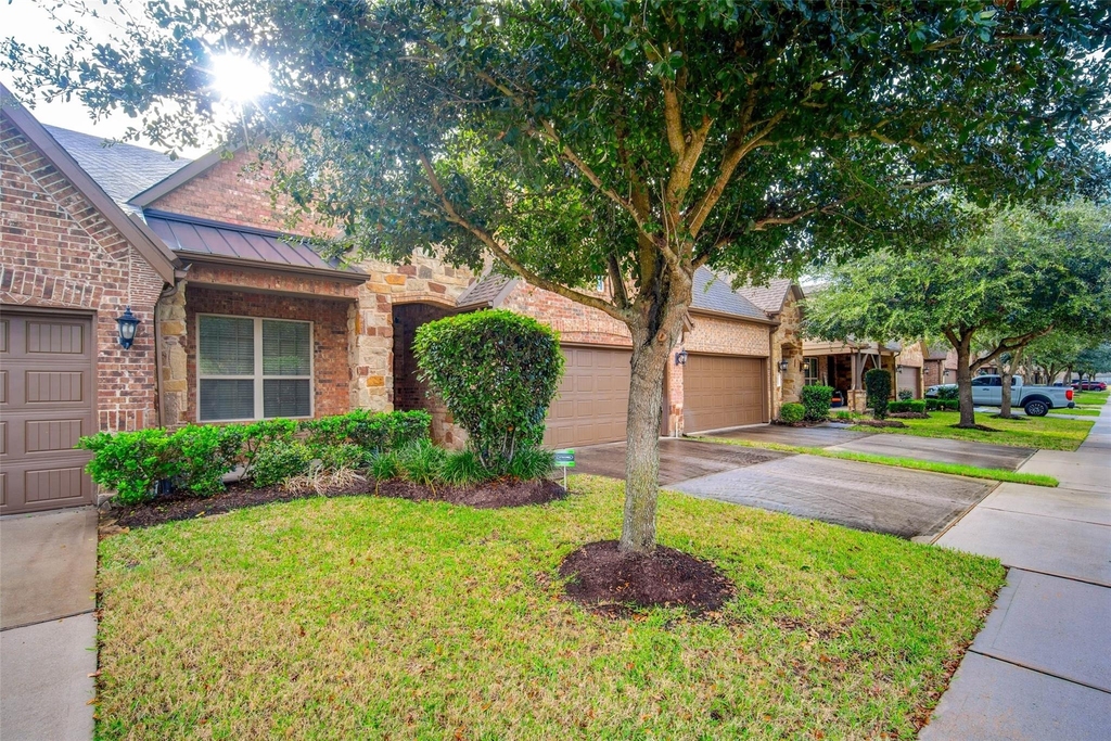 24111 Valencia Ridge Lane - Photo 2