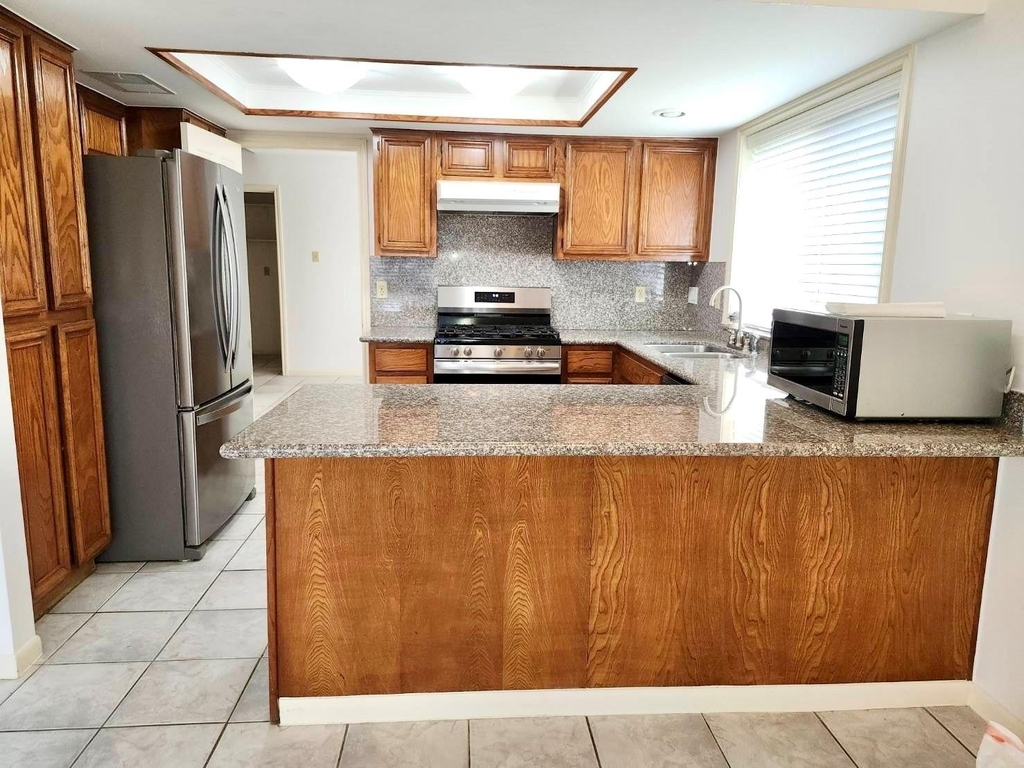 2118 Hickory Lawn Drive - Photo 4