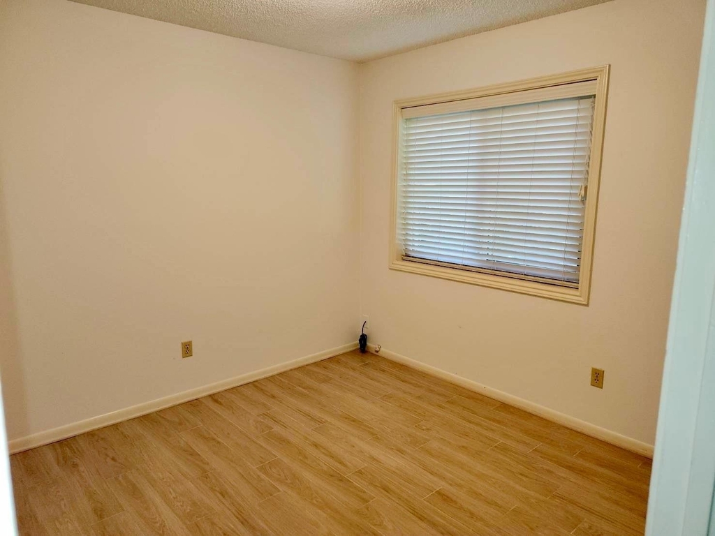 2118 Hickory Lawn Drive - Photo 10
