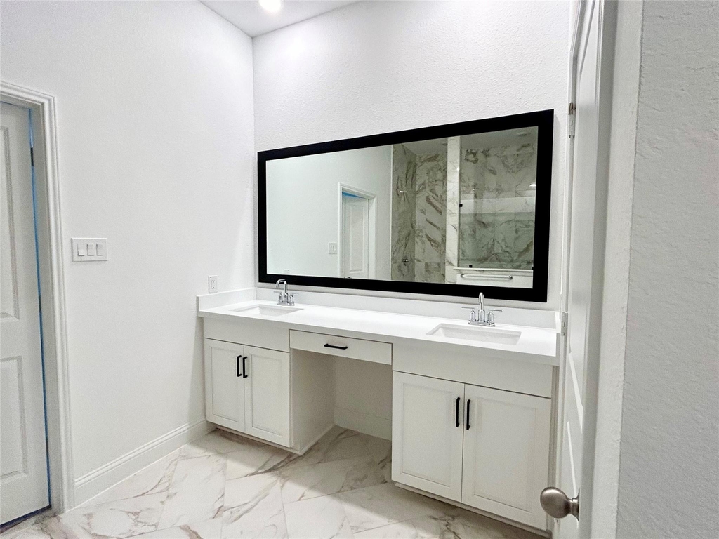 15310 Spanish Ranchos Ways - Photo 19