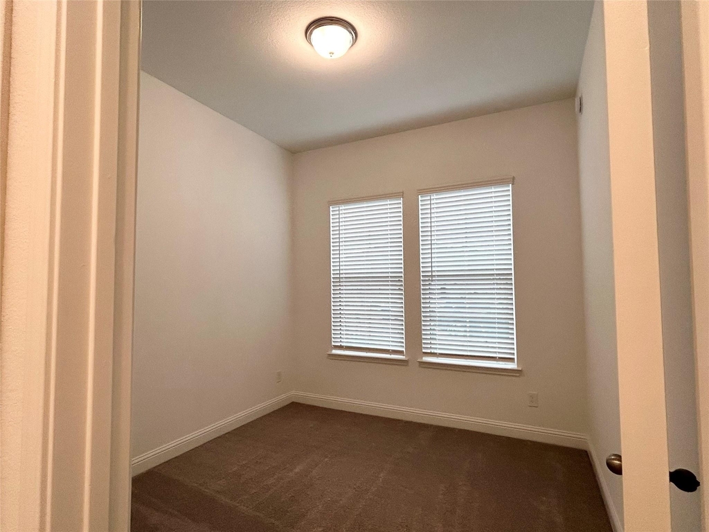 15310 Spanish Ranchos Ways - Photo 33