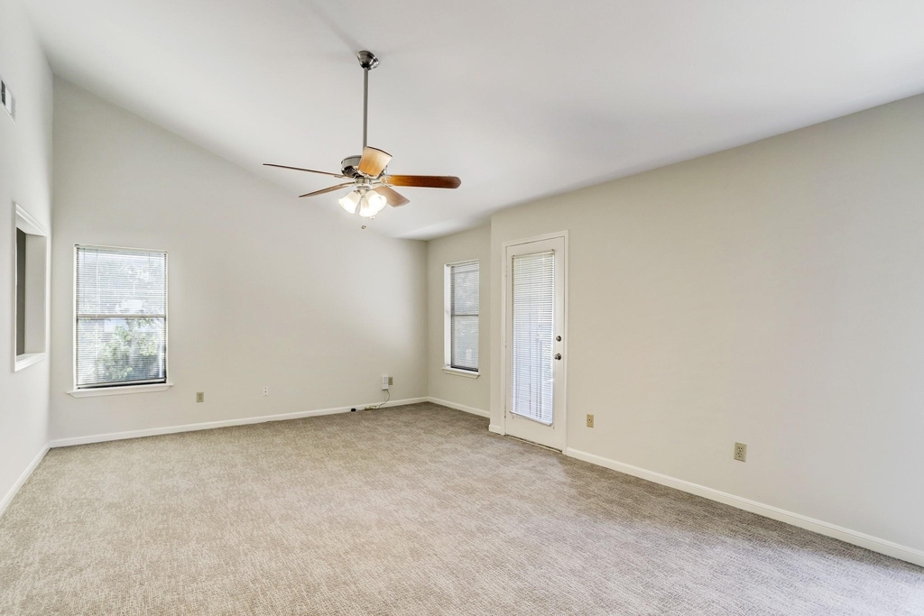 2023 Converse Street - Photo 8