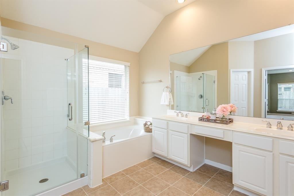 3926 Palace Springs - Photo 4