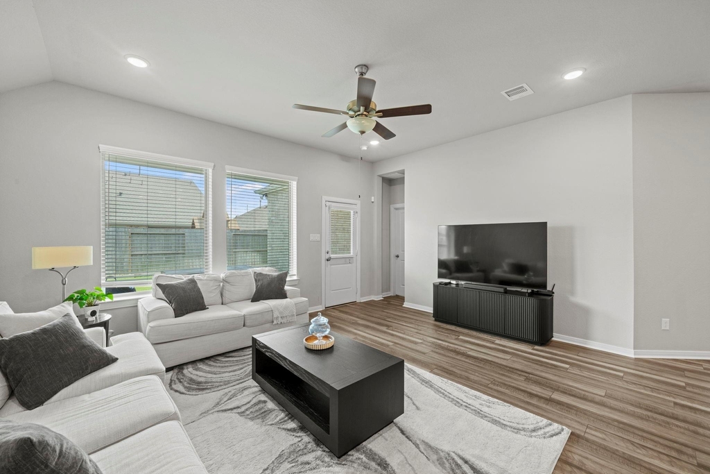 30319 Tall Fescue Drive - Photo 2
