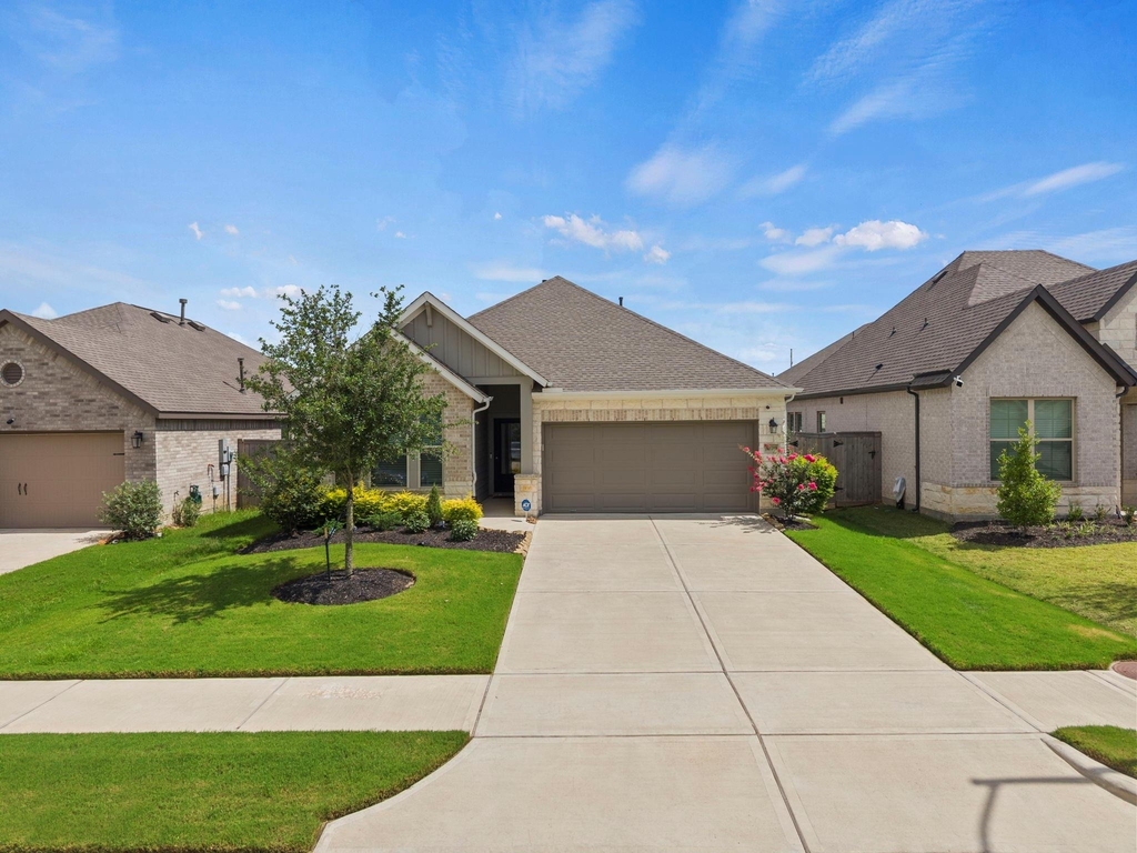 30319 Tall Fescue Drive - Photo 0