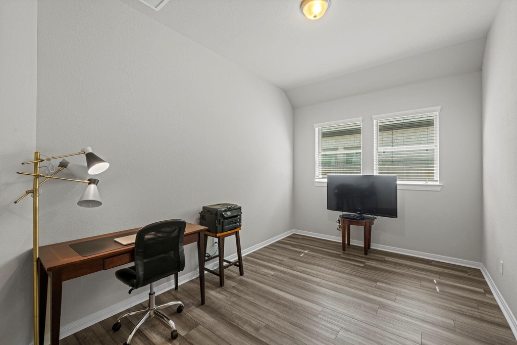 30319 Tall Fescue Drive - Photo 9