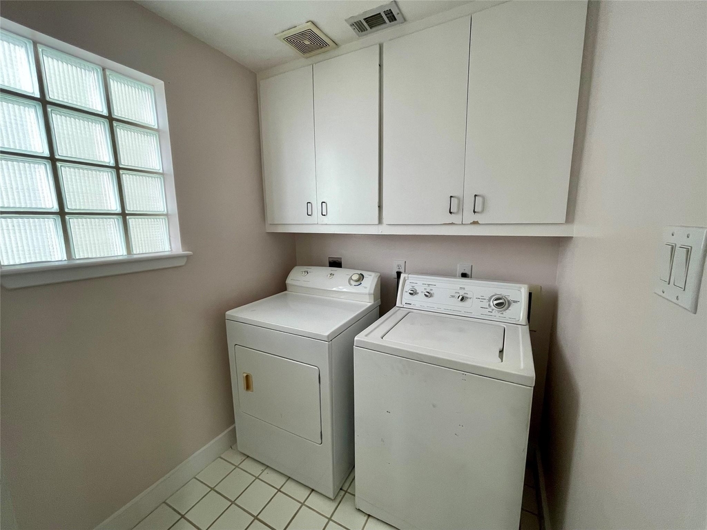 5901 Fairdale Lane - Photo 22