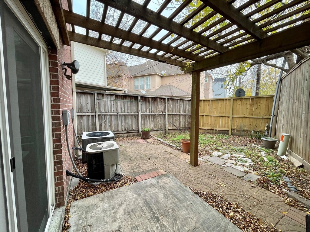 5901 Fairdale Lane - Photo 21