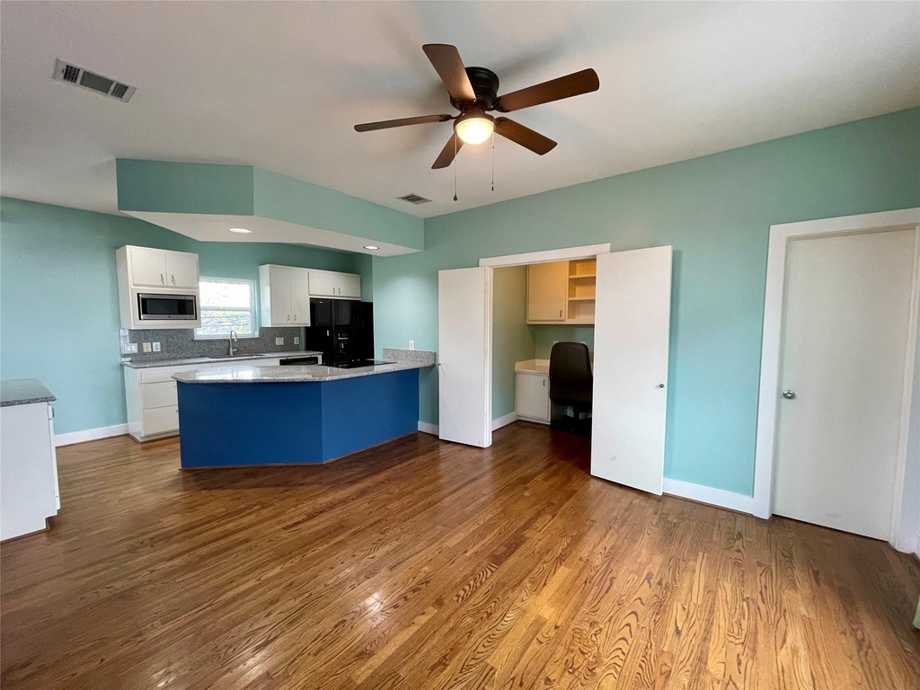 5901 Fairdale Lane - Photo 8