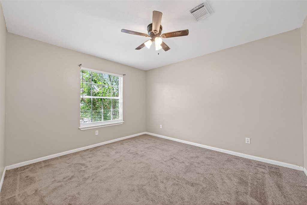 232 Doncaster Street - Photo 41
