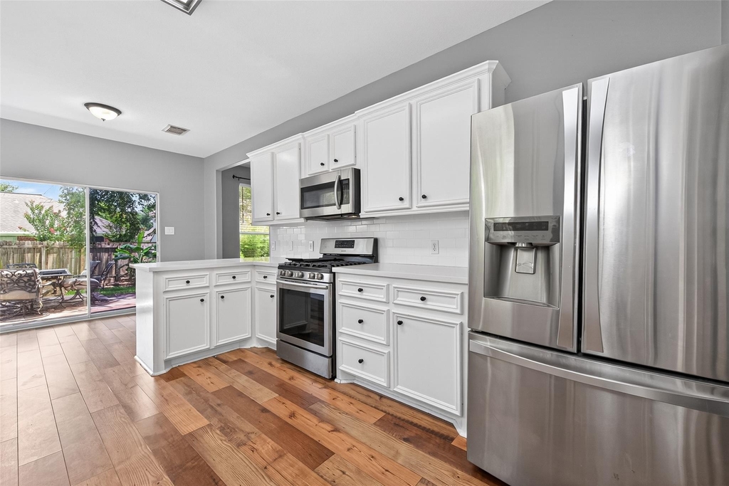 232 Doncaster Street - Photo 10