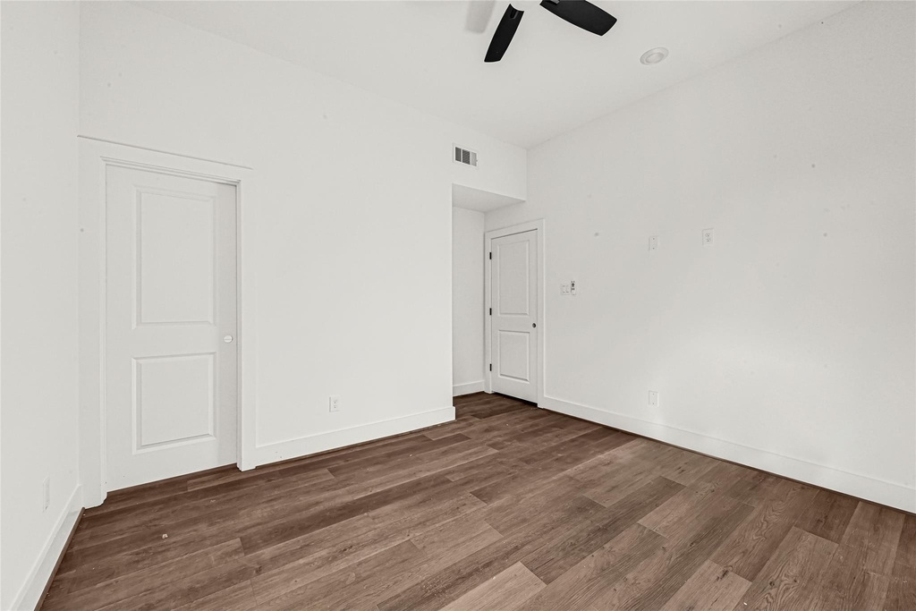 422 Clinton Park St Street - Photo 7