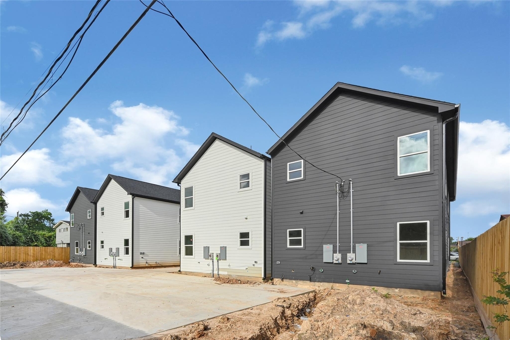 422 Clinton Park St Street - Photo 19