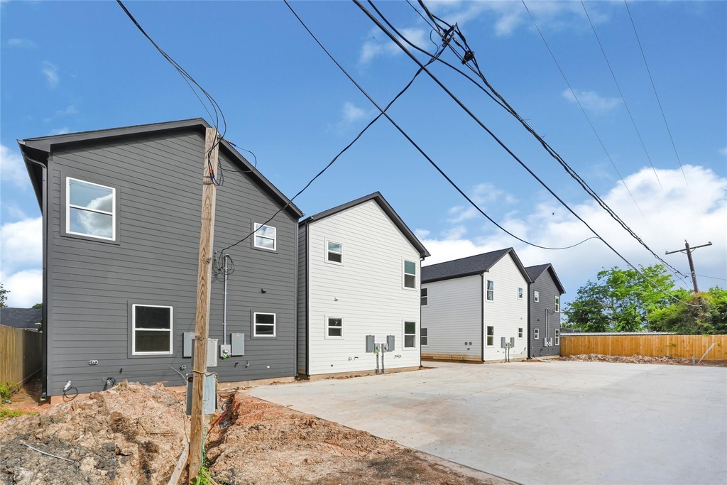 422 Clinton Park St Street - Photo 18