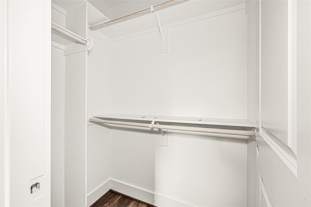 422 Clinton Park St Street - Photo 10