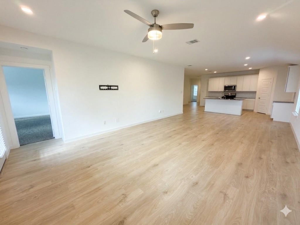 4946 Pine Haven Lane - Photo 6