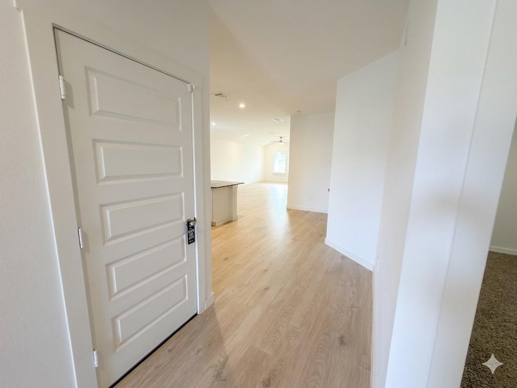4946 Pine Haven Lane - Photo 3