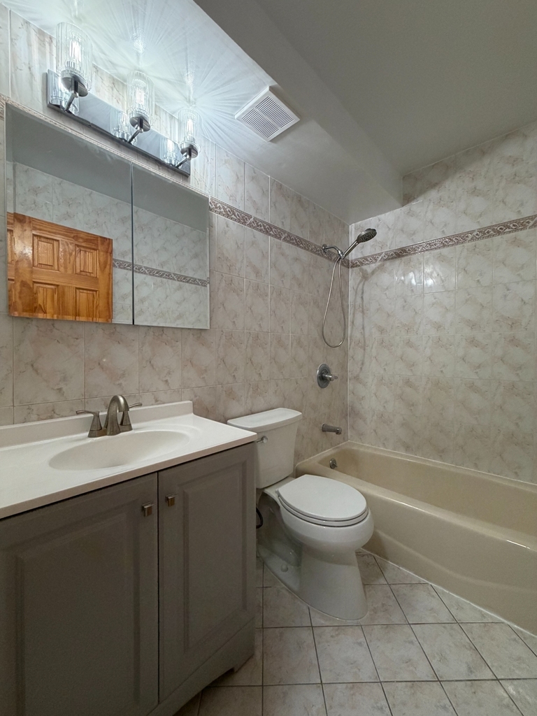  213th Street - Photo 7
