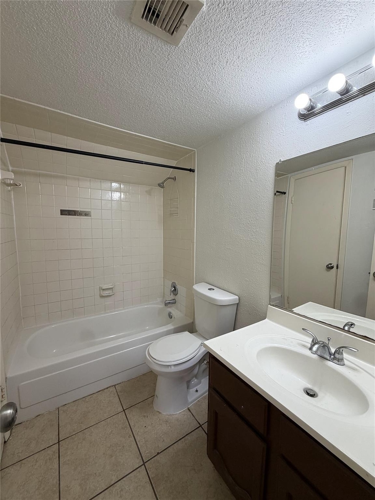 7841 Green Lawn Drive - Photo 10