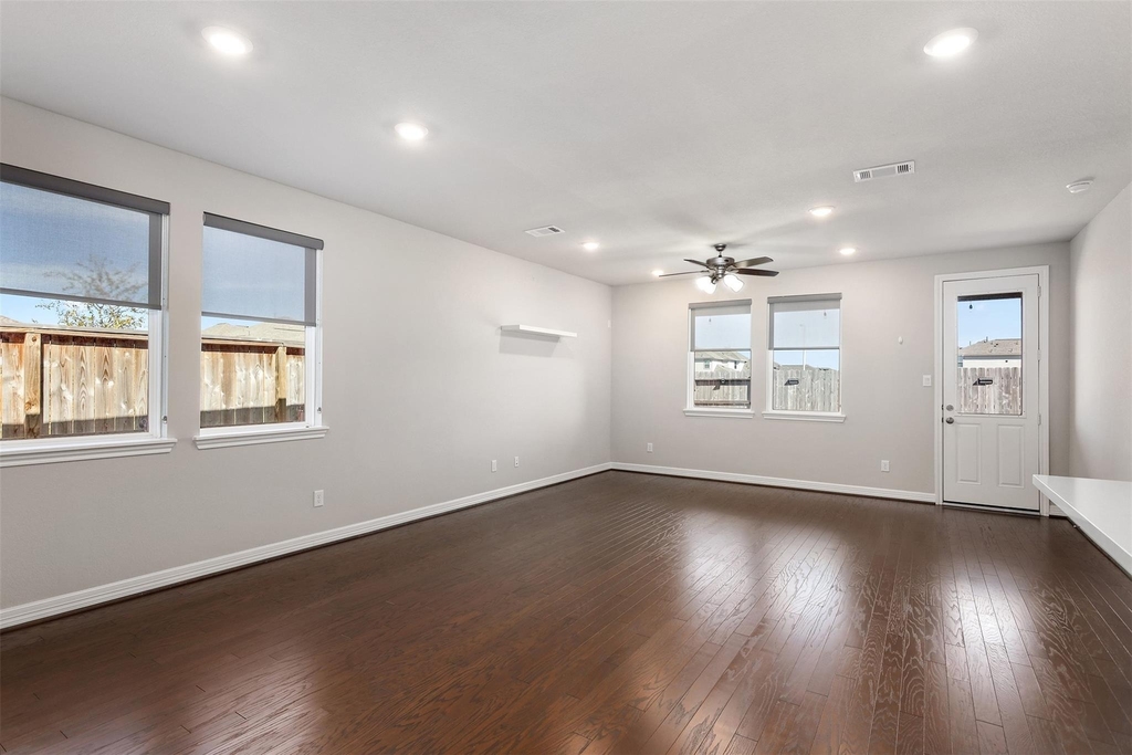2116 Sweet Bay Drive - Photo 7
