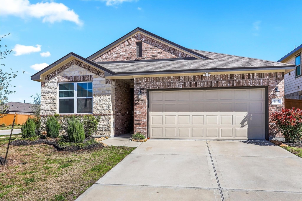 2116 Sweet Bay Drive - Photo 1