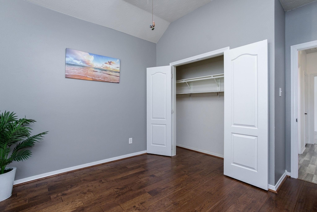 28610 Hidden Cove Drive - Photo 12