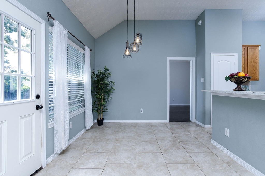 28610 Hidden Cove Drive - Photo 7