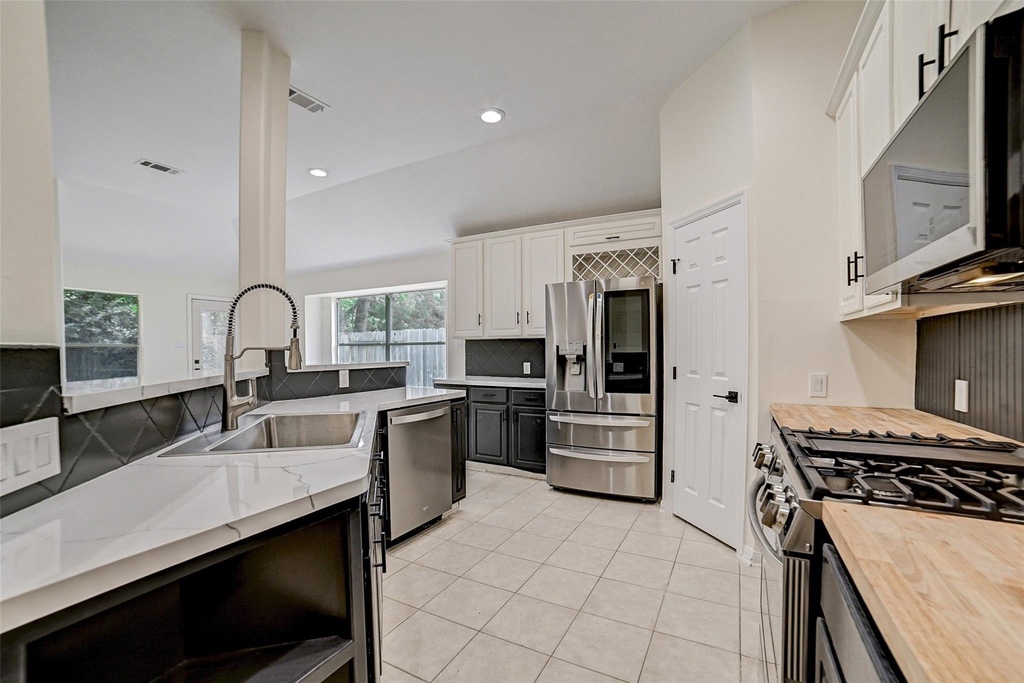 70 Camber Pine Place - Photo 4