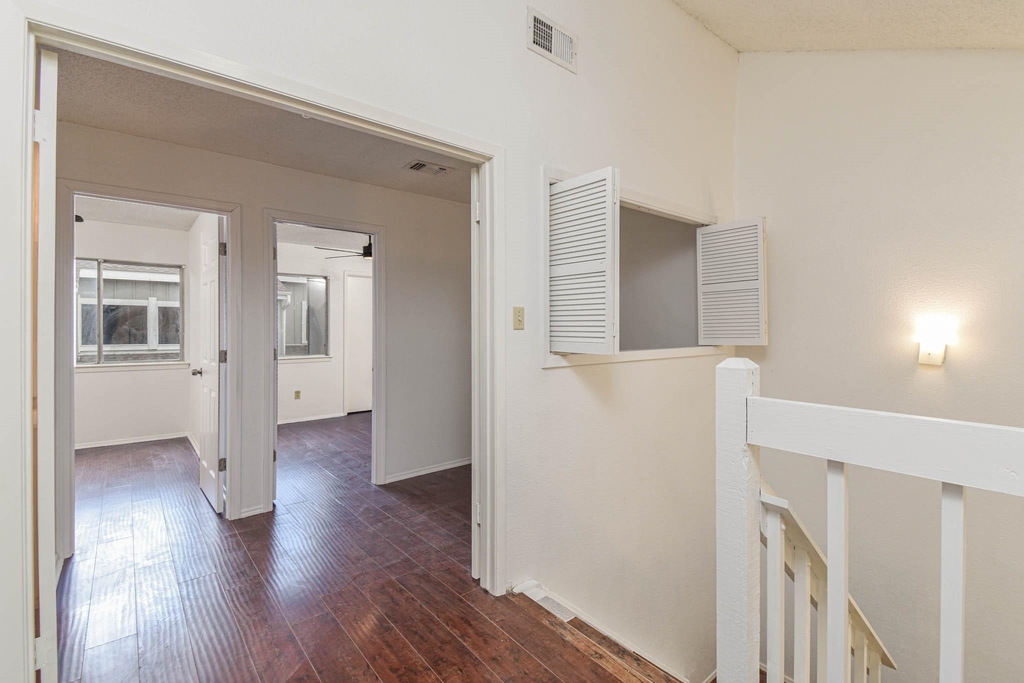 12906 Leader Street - Photo 11